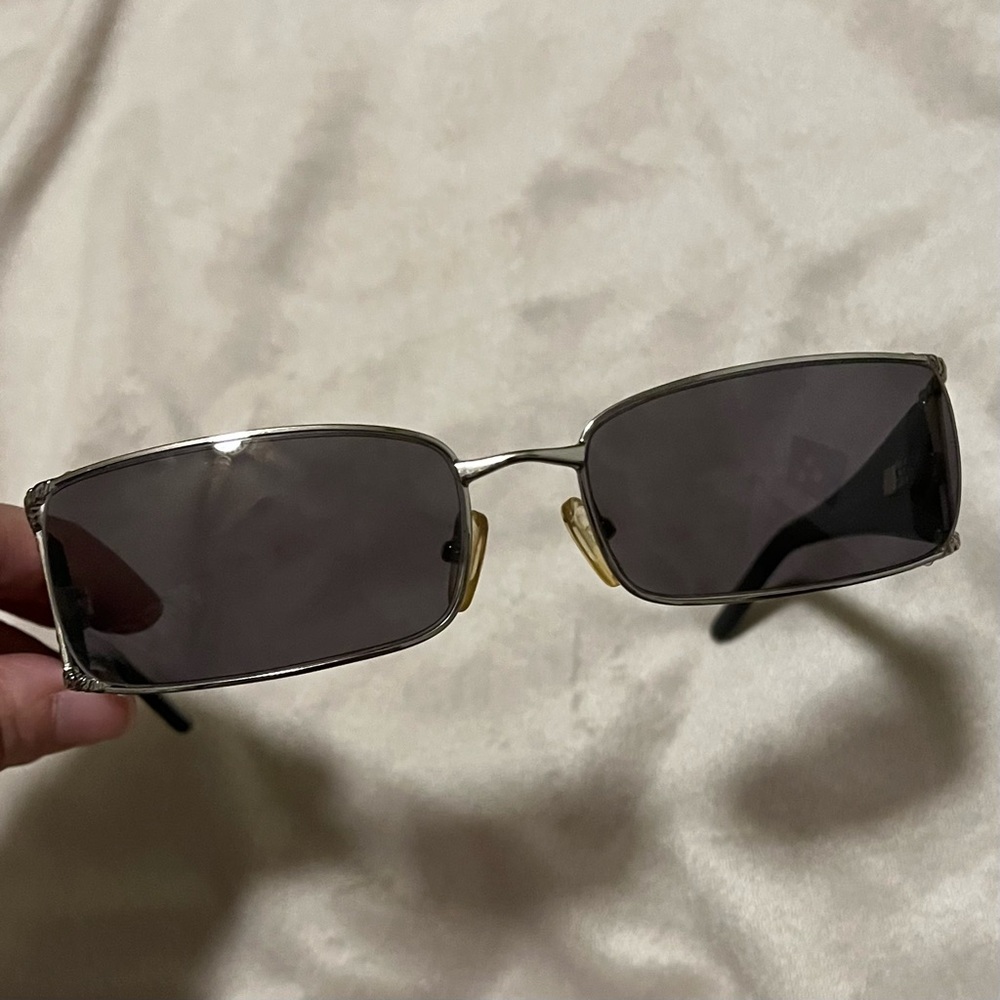 St.John gray black sunglasses with silver braided hardware - Picture 7 of 16